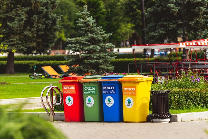 Kitchen Compost Bin